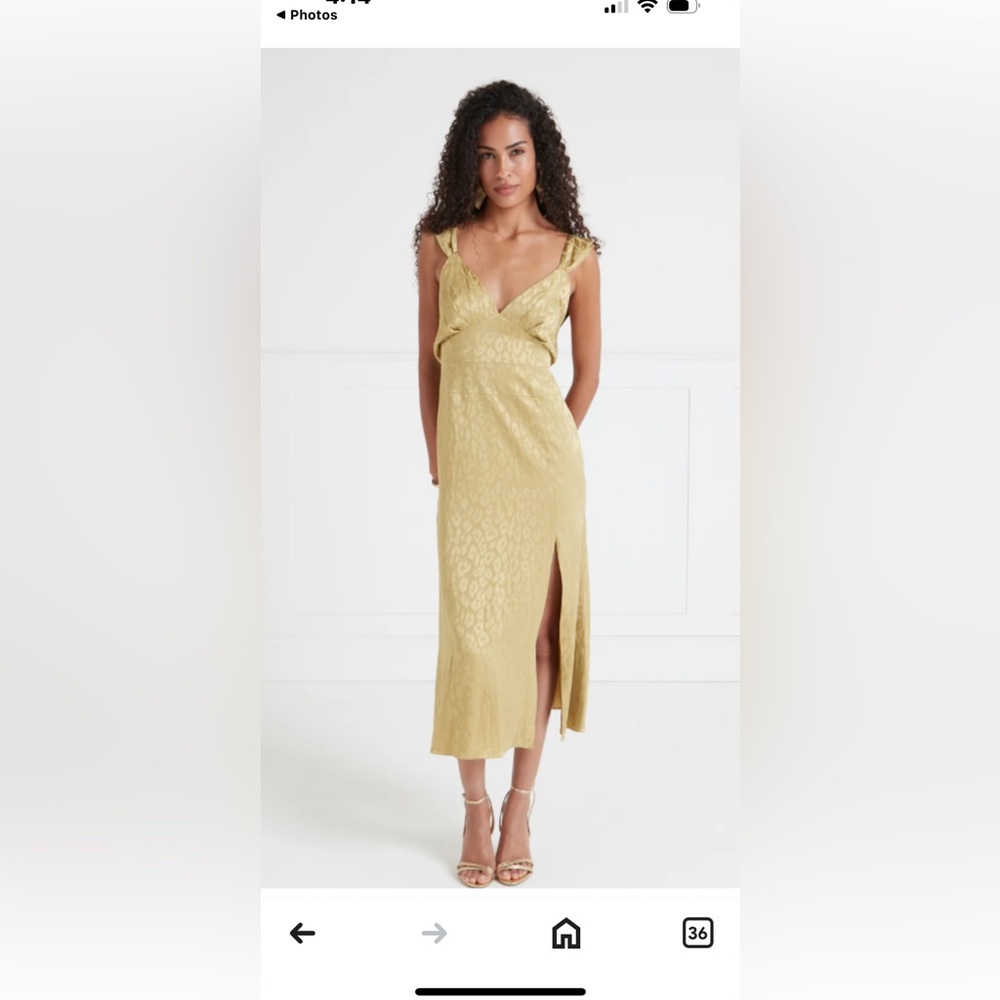 NWOT Elegant Yellow Sleeveless Dress
